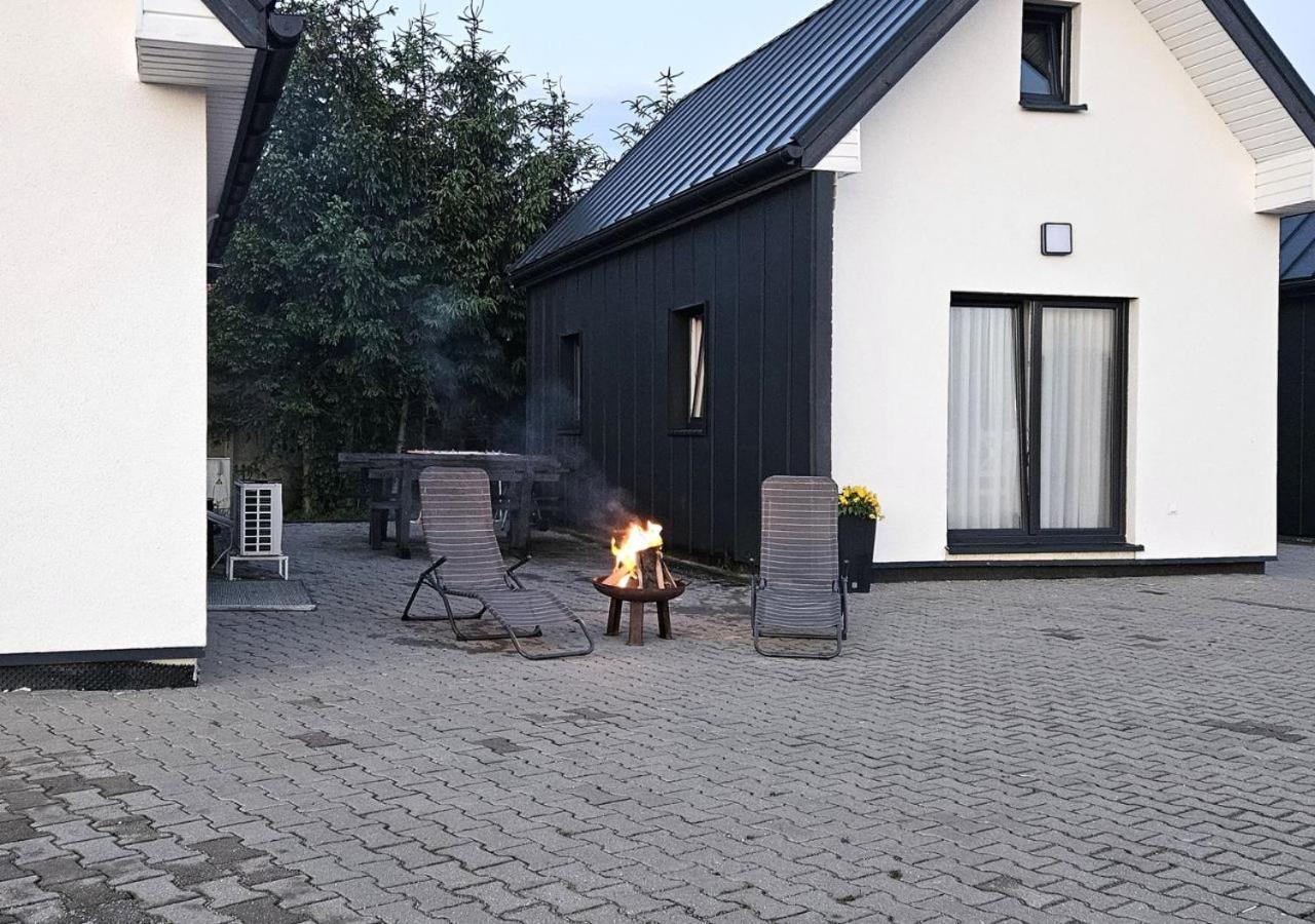 Villa Pod Kamieniem Trzebiel Exterior foto